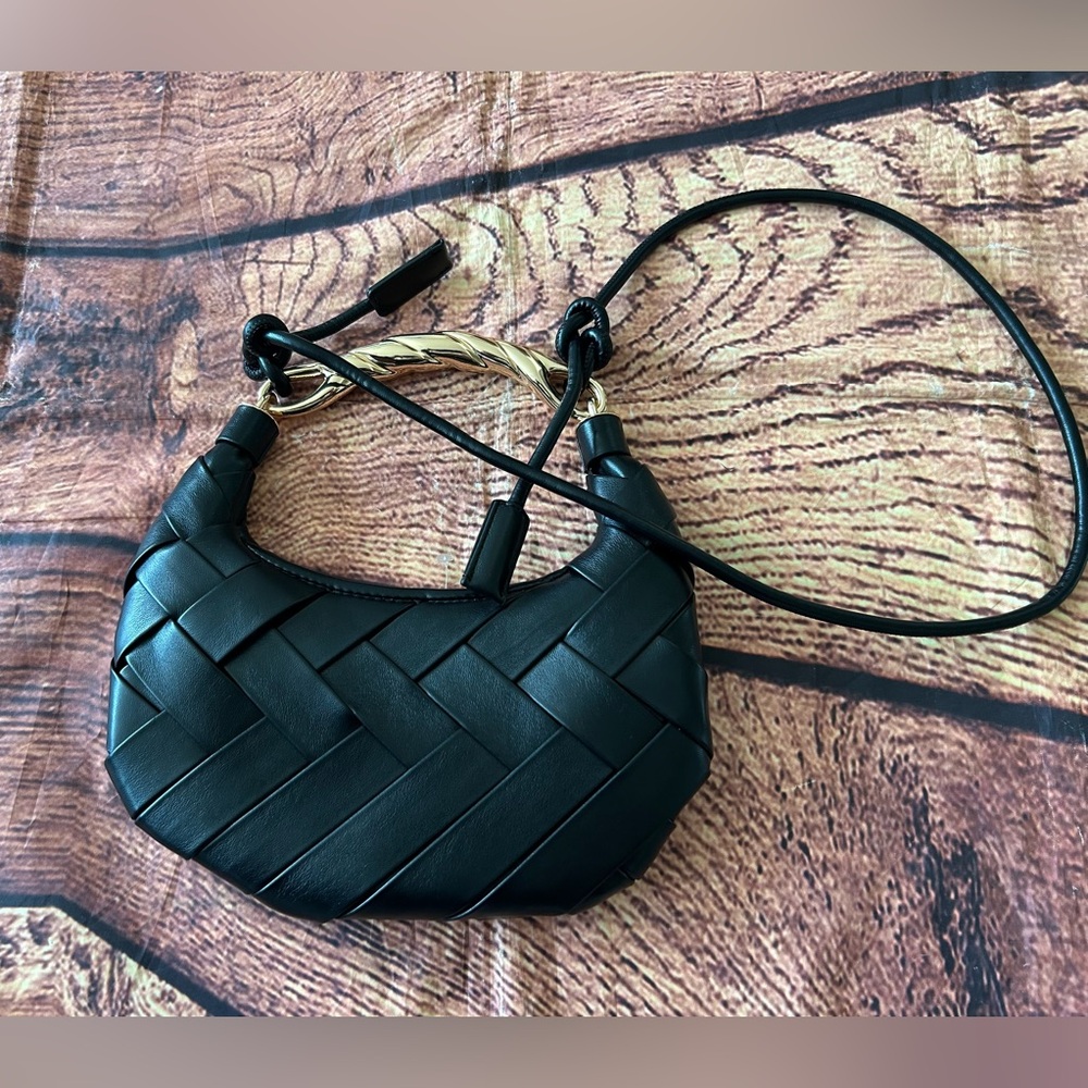 Urban Expressions Black Woven Shoulder Bag